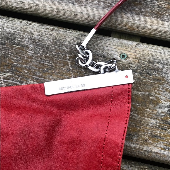 Michael Kors Crossbody - Picture 14 of 14